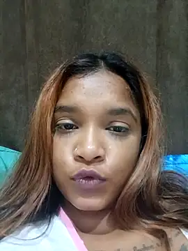 Snapshot of Indianqueen03 chatting on February 28, 2025, 8:39 pm Indianqueen03 online show from February 28, 2025, 8:39 pm