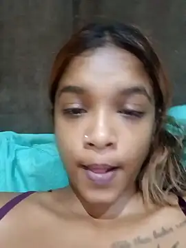 Snapshot of Indianqueen03 chatting on February 21, 2025, 9:43 pm Indianqueen03 online show from February 21, 2025, 9:43 pm