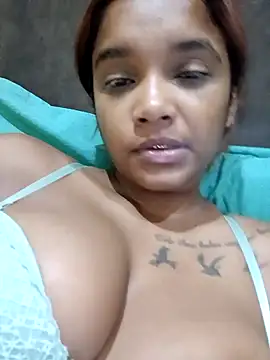 Snapshot of Indianqueen03 chatting on January 28, 2025, 7:21 pm Indianqueen03 online show from January 28, 2025, 7:21 pm