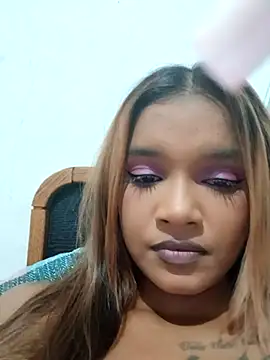 Snapshot of Indianqueen03 chatting on March 19, 2025, 6:23 pm Indianqueen03 online show from March 19, 2025, 6:23 pm