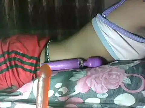 Snapshot of sweet_iddah chatting on February 27, 2025, 7:37 pm sweet iddah online show from February 27, 2025, 7:37 pm