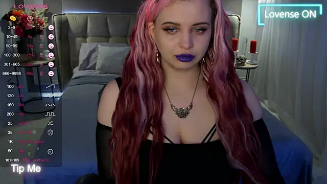 Miss Maya Mils online show from March 9, 2025, 1:04 am