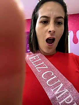 Snapshot of Rousse92 chatting on September 22, 2025, 9:10 pm Rousse92 online show from September 22, 2025, 9:10 pm