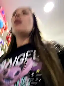 Snapshot of Rousse92 chatting on October 22, 2025, 11:25 pm Rousse92 online show from October 22, 2025, 11:25 pm