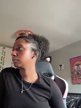 Your Paris online show from March 21, 2025, 8:50 pm