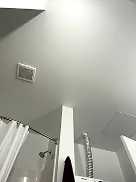 Your Paris online show from September 24, 2025, 3:40 pm