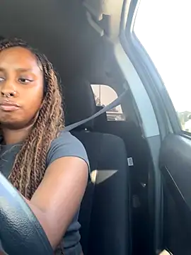 Your Paris online show from September 17, 2025, 11:07 pm