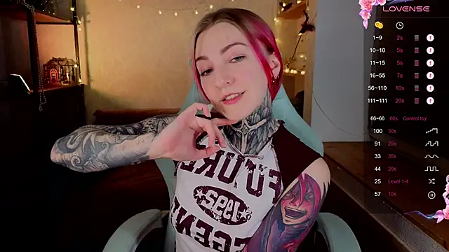 Snapshot of Roxy_____ chatting on January 16, 2026, 8:13 pm Roxy online show from January 16, 2026, 8:13 pm