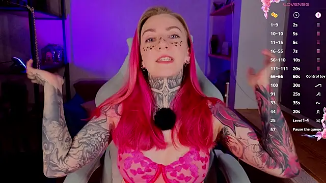 Snapshot of Roxy_____ chatting on March 1, 2026, 8:20 pm Roxy online show from March 1, 2026, 8:20 pm