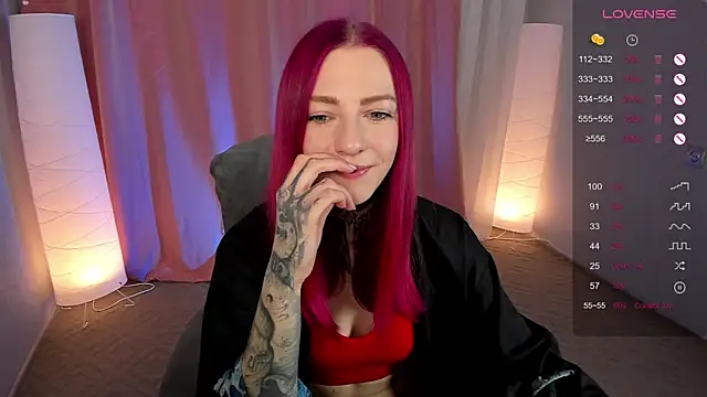 Snapshot of Roxy_____ chatting on January 26, 2025, 8:45 pm Roxy online show from January 26, 2025, 8:45 pm