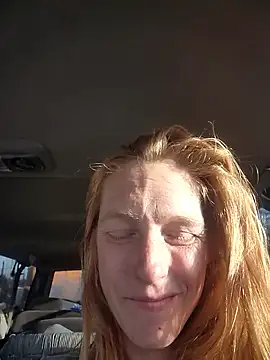 Madame Monroe online show from December 22, 2025, 5:24 pm