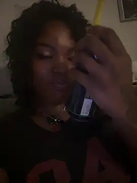 Snapshot of magicalc00ch chatting on June 29, 2026, 2:07 am magicalc00ch online show from June 29, 2026, 2:07 am