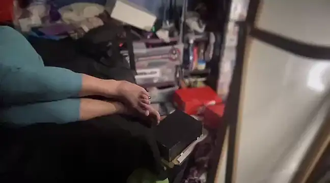 Snapshot of MoreFunSpun chatting on January 2, 2025, 10:26 am MoreFunSpun online show from January 2, 2025, 10:26 am