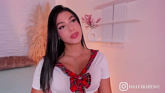 Snapshot of IsabelleFoxx_ chatting on May 4, 2026, 10:45 pm IsabelleFoxx online show from May 4, 2026, 10:45 pm