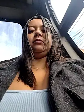 Cristal  04 online show from March 21, 2026, 1:04 pm