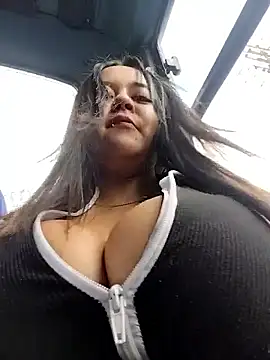 Cristal  04 online show from April 10, 2026, 2:02 pm