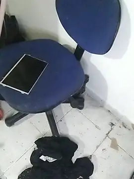 Snapshot of pikalindaxx chatting on February 24, 2026, 10:43 pm pikalindaxx online show from February 24, 2026, 10:43 pm