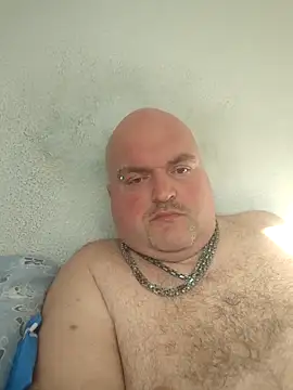 fickmonster2024 online show from October 20, 2025, 7:53 am