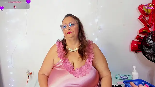 Snapshot of BBW_salome chatting on April 30, 2026, 8:05 pm BBW salome online show from April 30, 2026, 8:05 pm