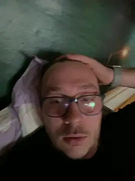 ionut9879 online show from February 20, 2025, 2:46 pm