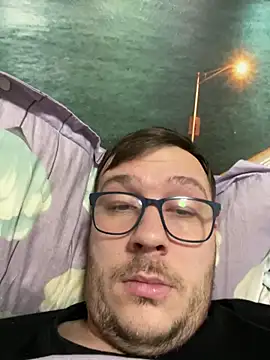 ionut9879 online show from December 27, 2024, 9:39 am