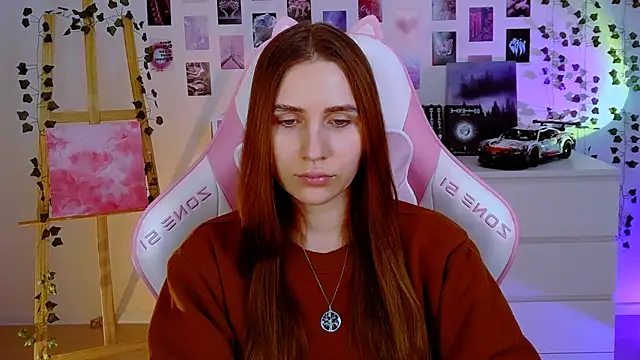 AliceCharmy online show from January 28, 2025, 11:06 am