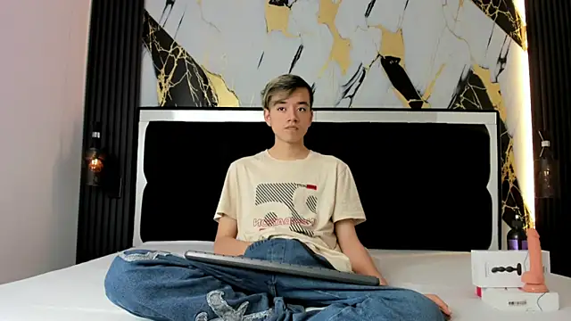 bunny maxi online show from March 8, 2025, 12:41 pm