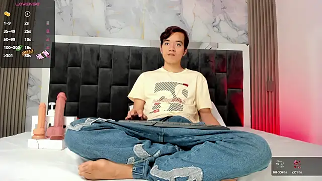 bunny maxi online show from October 3, 2025, 12:28 pm