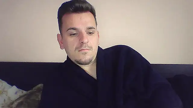 Huge cock22cm online show from November 22, 2025, 7:29 am