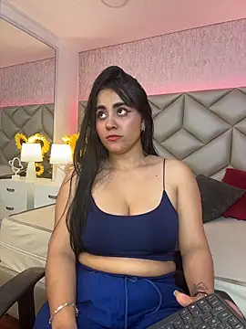 Snapshot of Brenda_Garcia chatting on November 20, 2025, 8:31 pm Brenda Garcia online show from November 20, 2025, 8:31 pm