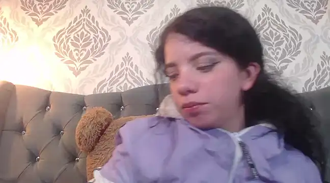 EmmaCowperr online show from February 26, 2025, 7:42 pm