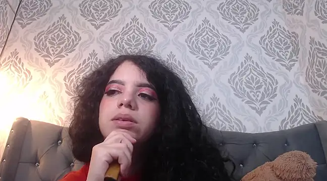 EmmaCowperr online show from March 10, 2025, 8:56 pm