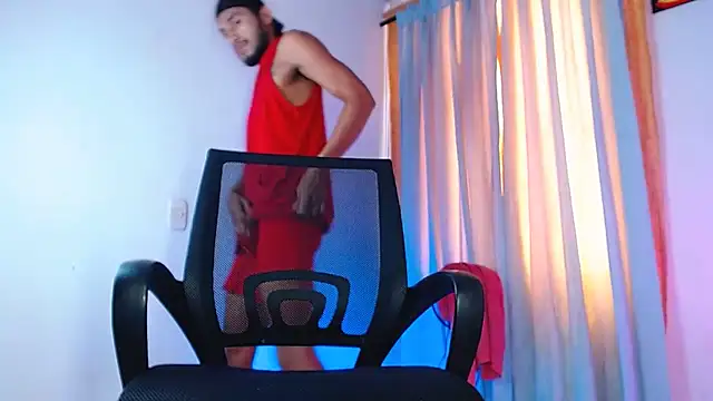 Snapshot of DanteSantoro chatting on February 3, 2026, 6:24 pm DanteSantoro online show from February 3, 2026, 6:24 pm