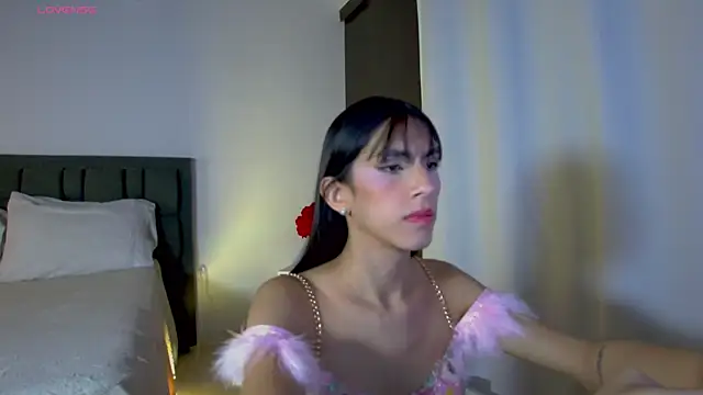 AlanaSofiia online show from July 30, 2026, 4:06 pm