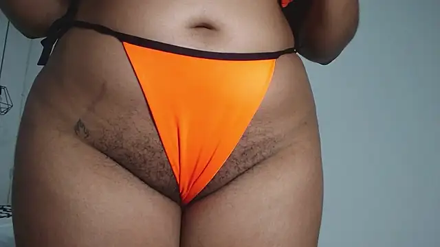 yulia-wolf online show from April 3, 2026, 7:20 pm