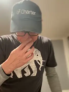 mouser21212 online show from February 21, 2025, 2:38 pm