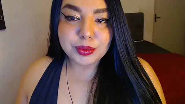 Snapshot of Internacionalist7 chatting on July 14, 2026, 9:21 pm Internacionalist7 online show from July 14, 2026, 9:21 pm