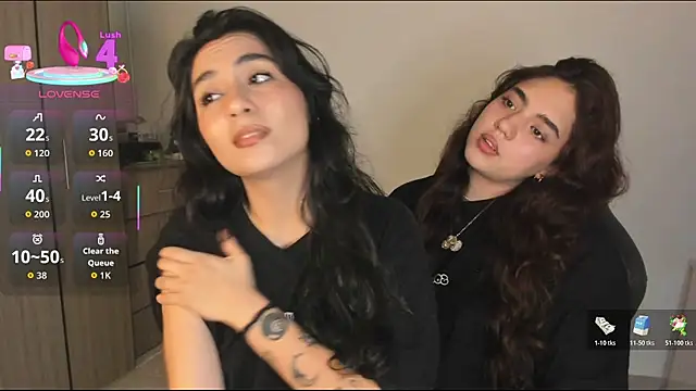 Dahian-peach online show from November 22, 2025, 4:11 am