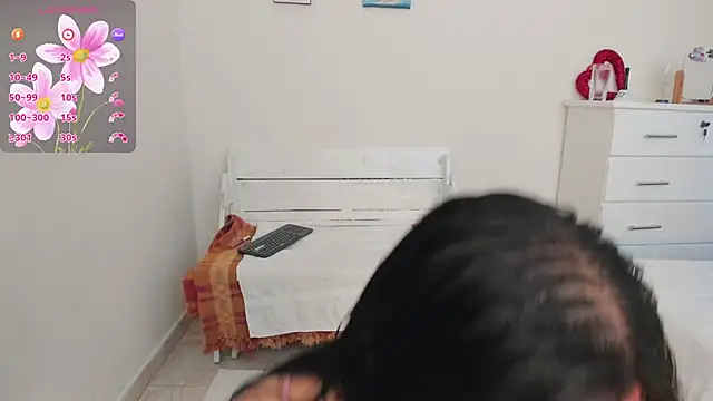 LisaHadwin online show from November 11, 2025, 2:12 pm