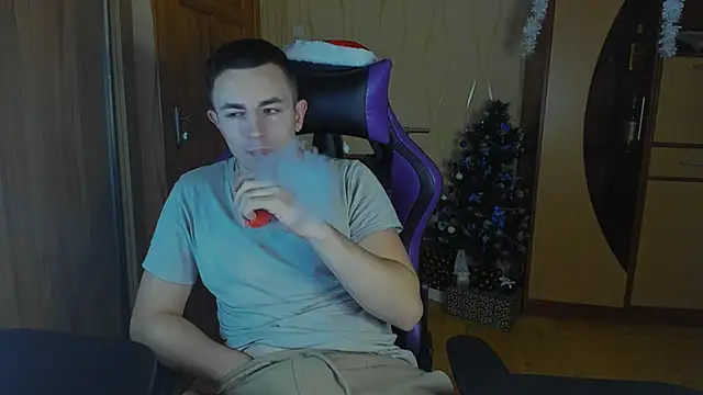 Snapshot of bigmark033 chatting on January 10, 2025, 4:51 pm bigmark033 online show from January 10, 2025, 4:51 pm