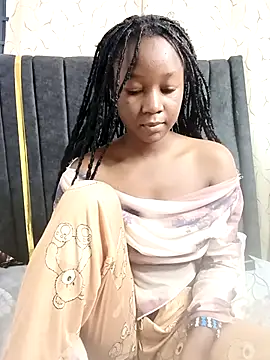 Snapshot of carenic chatting on February 24, 2026, 11:22 am carenic online show from February 24, 2026, 11:22 am