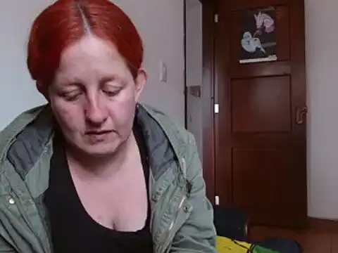 ViioletaMora online show from September 17, 2025, 6:32 pm