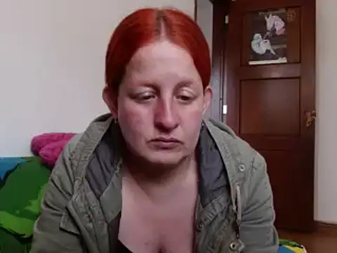 ViioletaMora online show from September 16, 2025, 6:31 pm