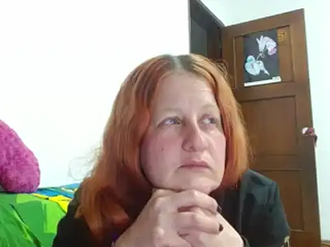 ViioletaMora online show from October 20, 2025, 2:24 am