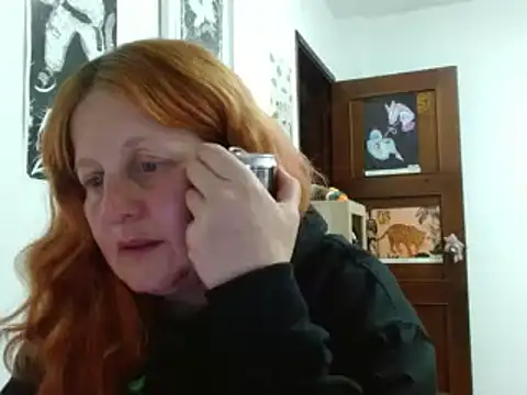 Snapshot of ViioletaMora chatting on February 26, 2026, 2:44 am ViioletaMora online show from February 26, 2026, 2:44 am