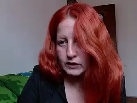 ViioletaMora online show from September 12, 2025, 6:29 pm