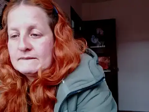 Snapshot of ViioletaMora chatting on February 24, 2026, 7:48 pm ViioletaMora online show from February 24, 2026, 7:48 pm