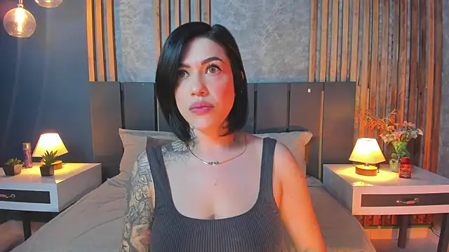 Snapshot of Hannah_Borbon chatting on February 27, 2025, 4:24 am Hannah Borbon online show from February 27, 2025, 4:24 am