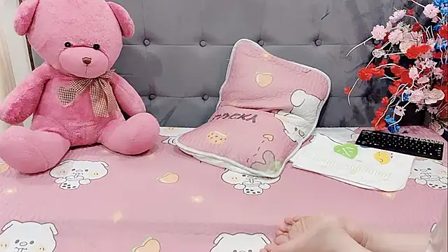 Funikio online show from November 30, 2025, 1:28 am