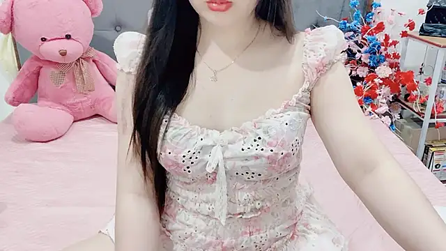 Snapshot of Funikio chatting on February 27, 2026, 3:34 pm Funikio online show from February 27, 2026, 3:34 pm